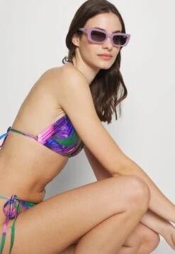 MELISSA TIE SIDE PANT - Bikini-Hose - Purple -Badebekleidungsgeschäft 271f672b1eed4593bb5d7e0343dcbc0c