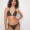 EA7 Emporio Armani WATER SPORTS MAXI LOGO TRIANGLE - Bikini - Black -Badebekleidungsgeschäft 2815aa677432432f870f62981cba887b