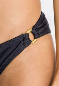 ROAR - Bikini - Black -Badebekleidungsgeschäft 499d8c3084604ace916e6b5f8e00054a