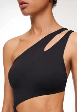 Oysho Badeanzug - Black -Badebekleidungsgeschäft 7e15897f89fd48c09186431854092917