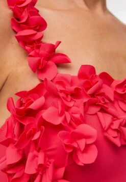 Oysho APPLIQUÉ BANDEAU - Badeanzug - Coral -Badebekleidungsgeschäft a3cb80d4e48b4fb8a80a30e335c2143b