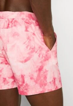 Calvin Klein Swimwear MEDIUM DOUBLE WB - Badeshorts - Tie Dye Pink -Badebekleidungsgeschäft b0a95184cde44bd084c9a218ce914a47