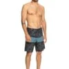Quiksilver HIGHLITE ARCH 19" - Badeshorts - Tarmac 2 Quiksilver HIGHLITE ARCH 19" - Badeshorts - Tarmac -Badebekleidungsgeschäft c2f5387991b94ae99a8262089ced5e1f