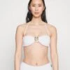 BANDEAU - Bikini-Top - White 1 BANDEAU - Bikini-Top - White -Badebekleidungsgeschäft e8e4a2d2c7fb49b199fd7ffb398f1eef